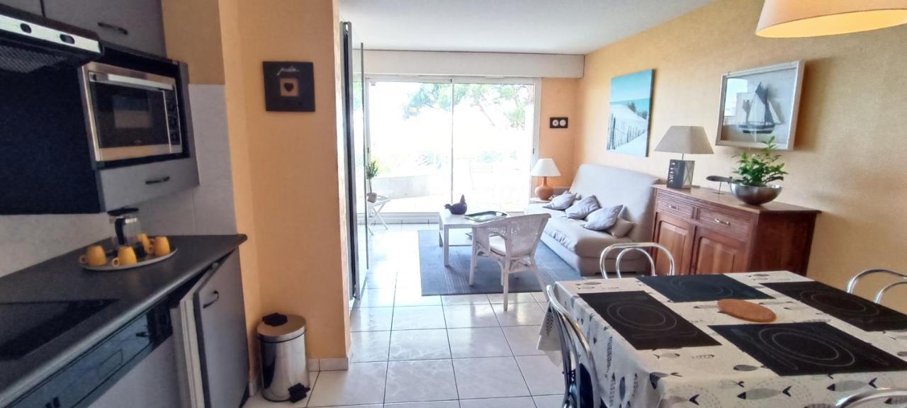 Ancora- Appartement Vue Mer Et Place De Parking 莱萨布勒-多洛讷 外观 照片